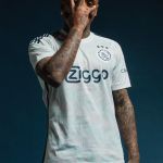 Ajax returns to a white Away jersey after 35 years It was since the 88/89 season that Away jerseys were not white by rules | Image 455092