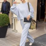 History of the headband How a simple piece of fabric became a cult | Image 455530