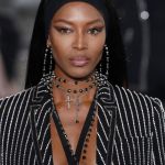 History of the headband How a simple piece of fabric became a cult | Image 455519