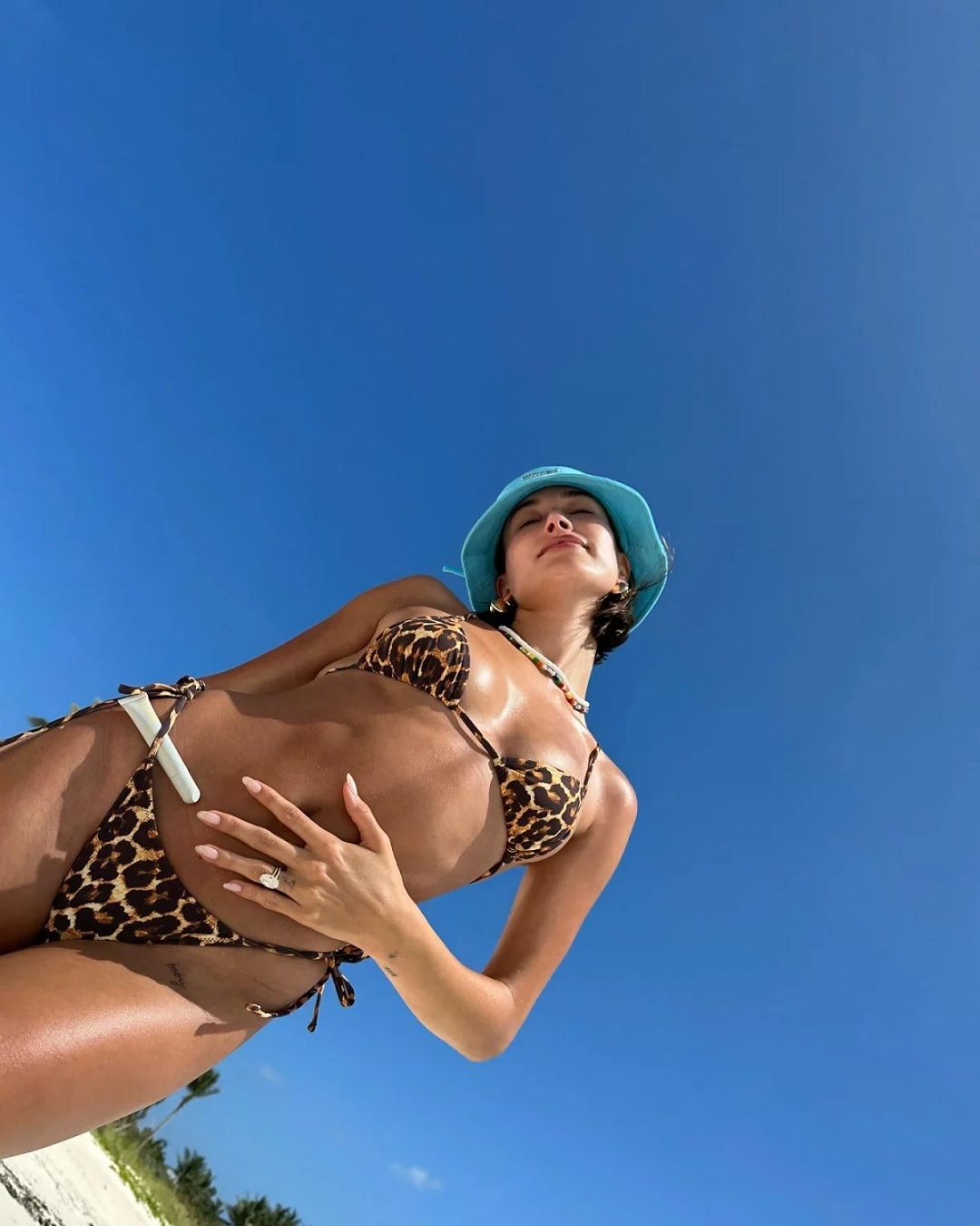 Swimwear trends to steal from celebrities Perfect swimsuits, bikini and accessories for summer 2023 that celebrities are already wearing | Image 456131