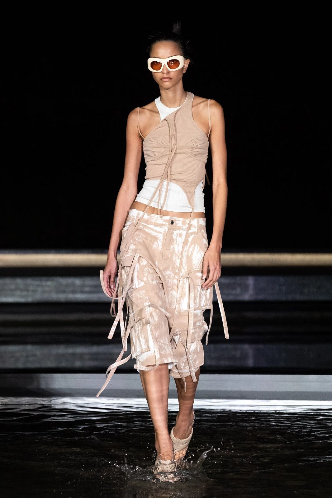 Comment porter le bermuda Inspiré par les défilés et les célébrités | Image 460612