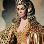 Cleopatra: a pop icon who never died Her lifestyle and love of luxury have shaped history, and his image has been an icon since antiquity | Image 462536