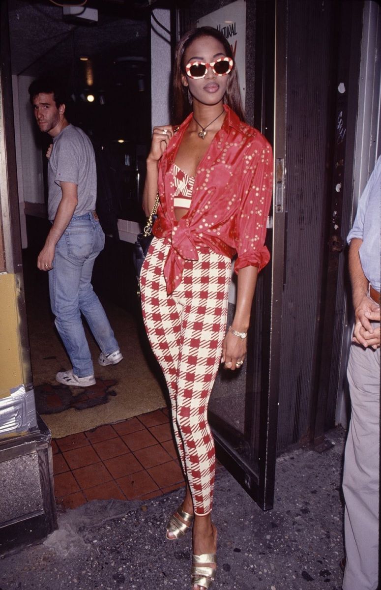 The 90s necklace is the accessory trend for summer From Drew Barrymore to Bella Hadid, no celebrity can resist the cord necklace | Image 463373