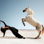 Stella McCartney launches her Winter 2023 campaign with Kendall Jenner as the lead character.  Passion for horses and fashion meets the ethical elegance of Stella McCartney |  Image 465022