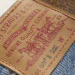 I nuovi Levi’s plant-based si interrogano sulla relazione tra denim e sostenibilità Abbiamo davvero bisogno di un nuovo paio di jeans?