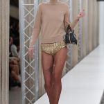 Tell me which item trend FW23 you prefer and I will tell you which movie to watch The first couple: Mary Jane shoes and the cult Clueless | Image 470128