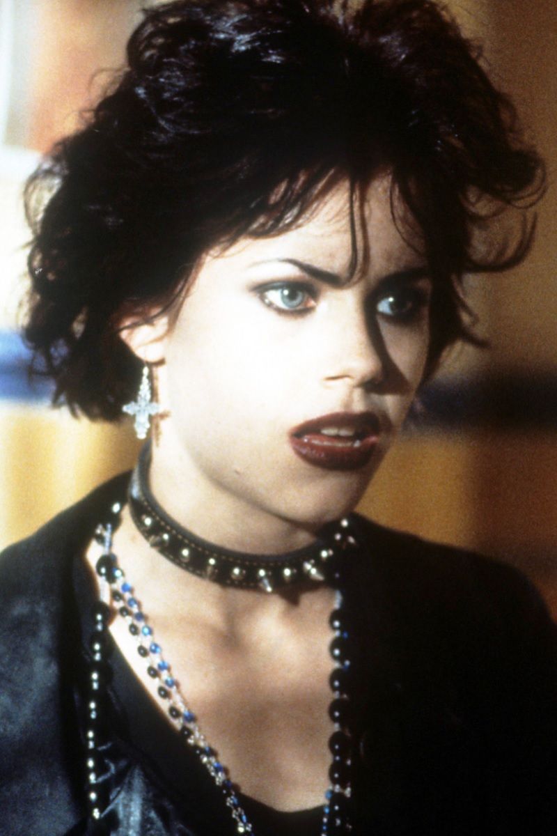 I makeup looks da ricreare per Halloween Da Lydia Deetz di Beetlejuice a Weird Barbie, ecco alcune ispirazioni beauty per la notte del 31 ottobre | Image 472531