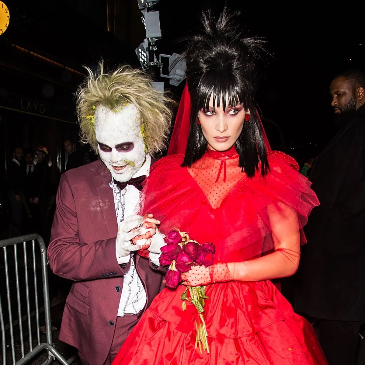 I makeup looks da ricreare per Halloween Da Lydia Deetz di Beetlejuice a Weird Barbie, ecco alcune ispirazioni beauty per la notte del 31 ottobre | Image 472556