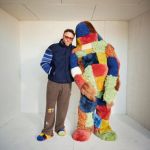 UGG e The Elder Statesman presentano una nuova collezione Con una campagna che vede protagonista Seth Rogen