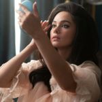 Sofia Coppola ha ideato un kit per ricreare l’Eye - Makeup di Priscilla Presley In collaborazione con A24 e Half Magic, il brand di Donni Davy, il deus ex machina dietro ai beuaty look di Euphoria