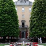 LVMH vuole rilevare un castello sul Lago di Como Diventerà un albergo di lusso?