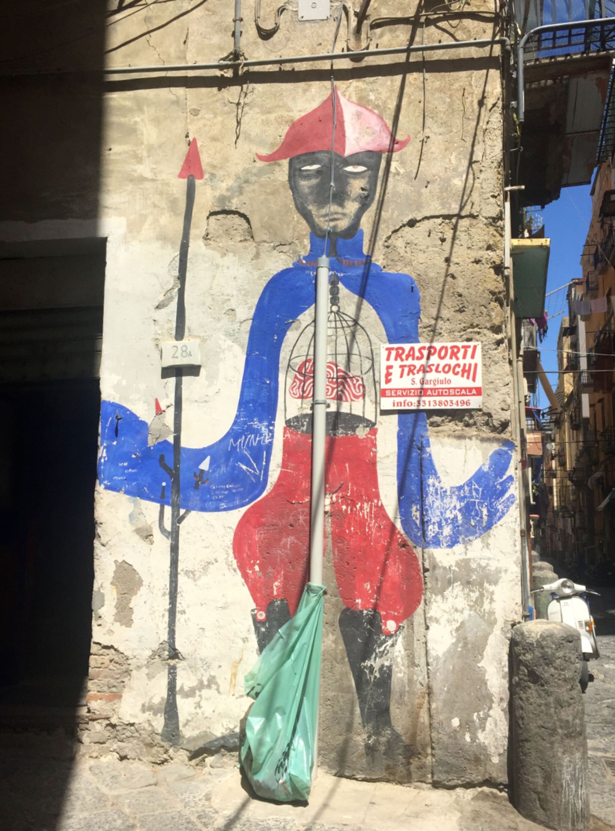 Voiello omaggia Napoli con il progetto MIEZ’A VIA Celebrando la napoletanità attraverso la street art | Image 478185