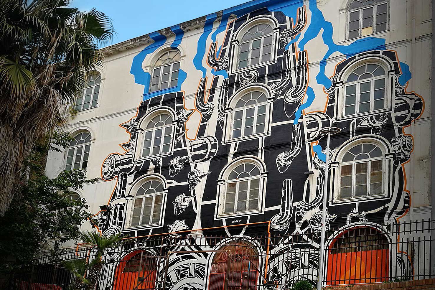 Voiello omaggia Napoli con il progetto MIEZ’A VIA Celebrando la napoletanità attraverso la street art | Image 478189