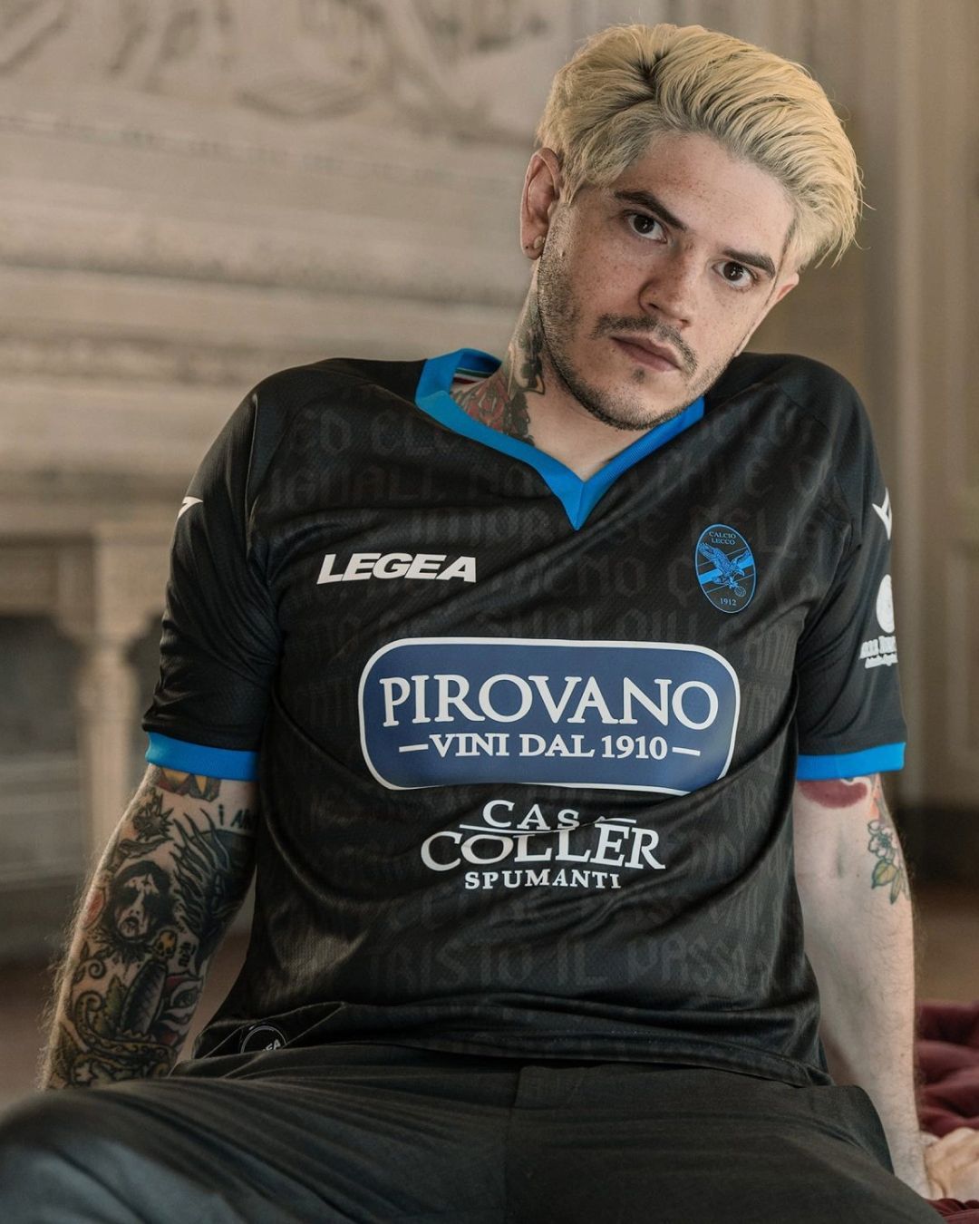 The third jersey of Lecco pays homage to Alessandro Manzoni It makes its debut to commemorate the 150th anniversary of his passing