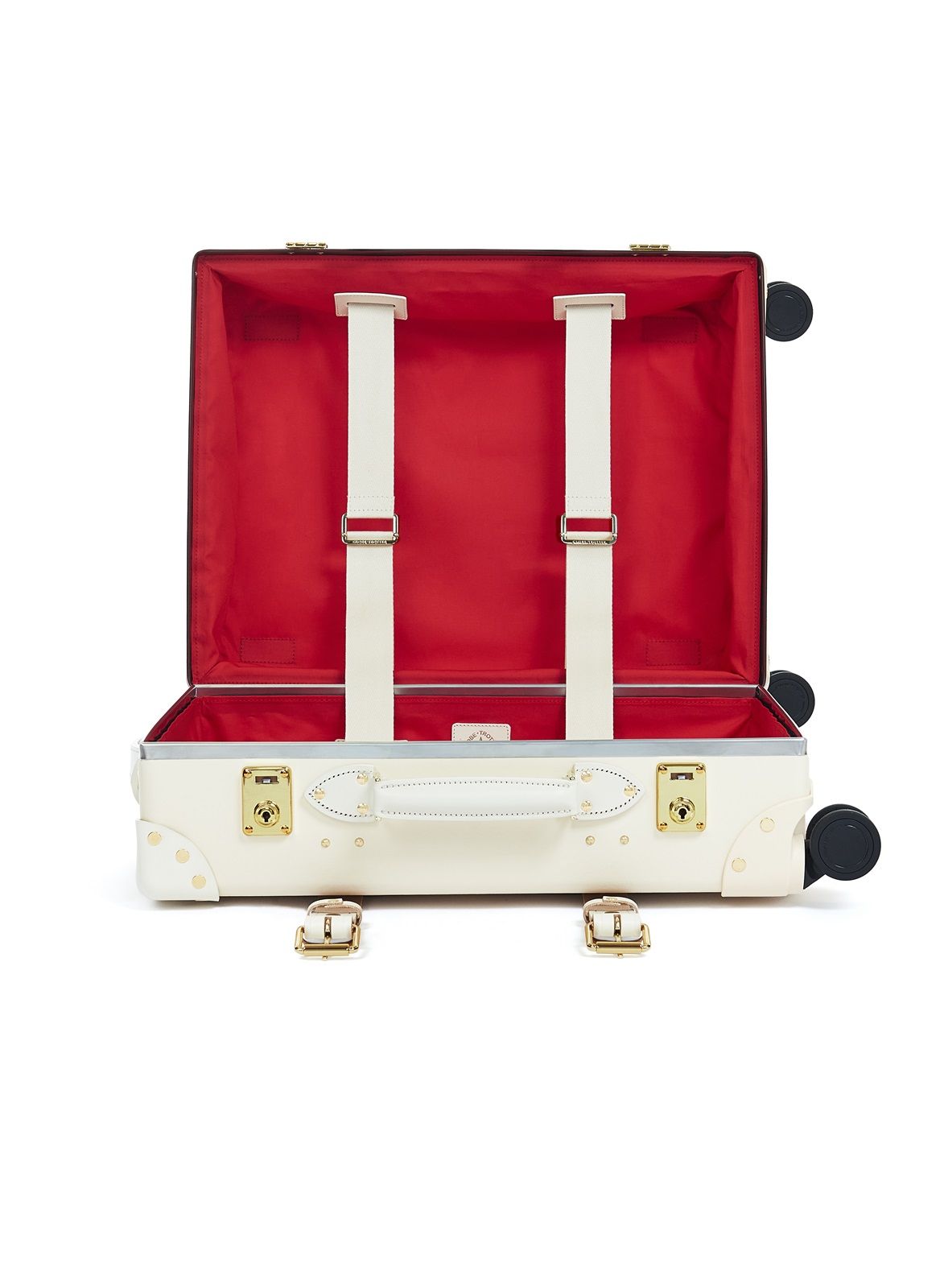 The Vampire's Wife and Globe-Trotter, together for an