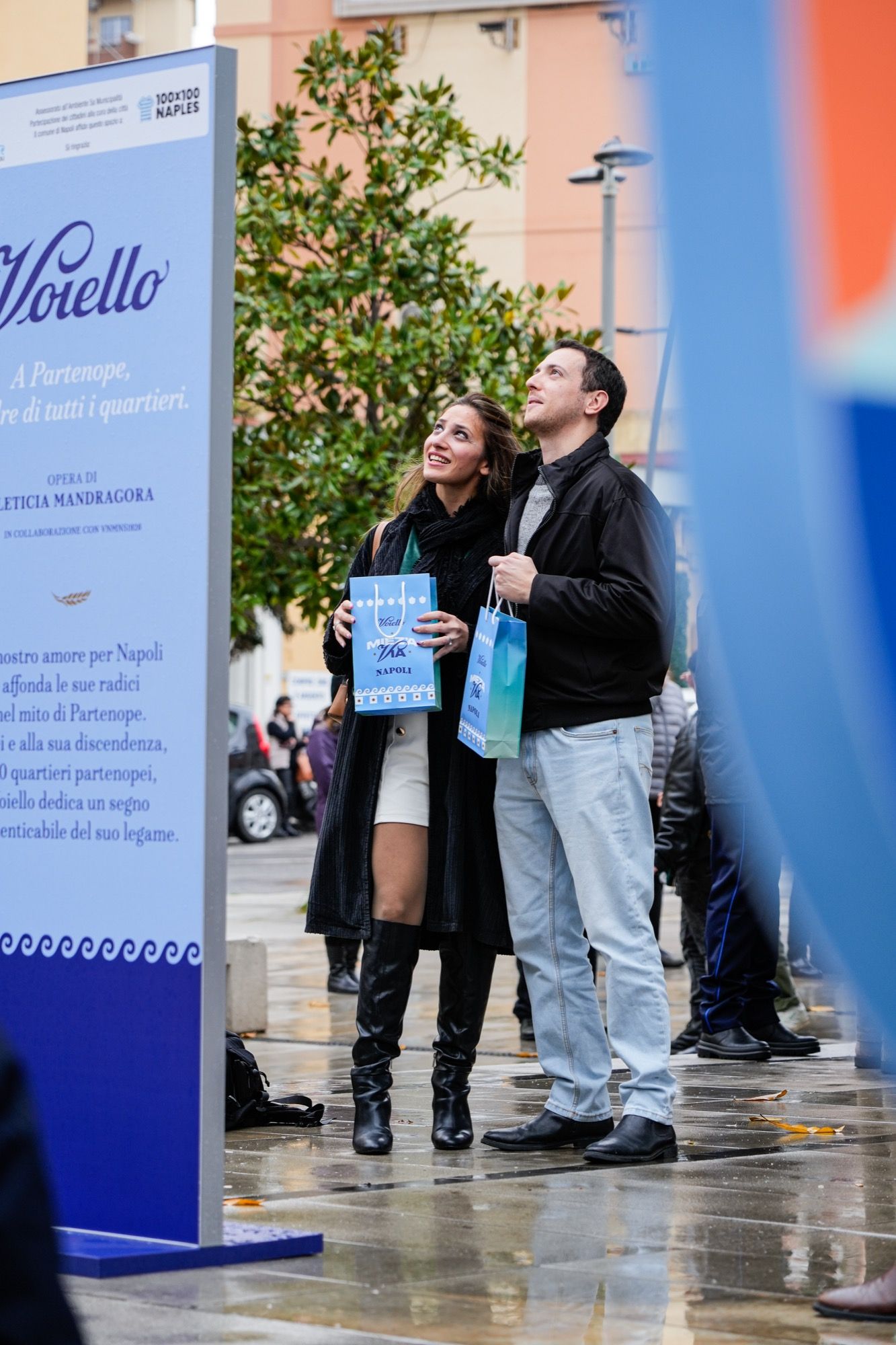 Voiello dedica un murale alla città di Napoli L’artista Leticia Mandragora firma Partenope, Madre dei quartieri di Napoli | Image 479234