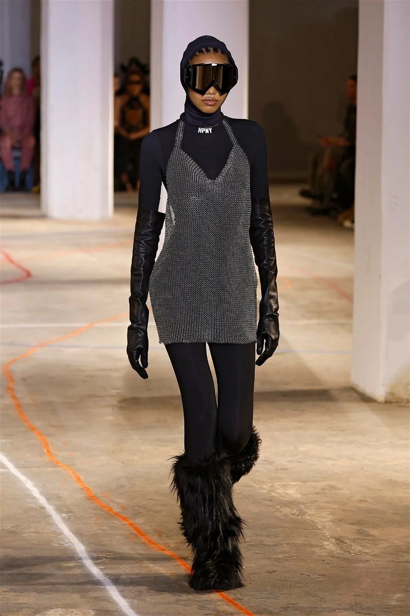 New Year's Eve looks inspired by the catwalks Style ideas for the night of Dec. 31 wherever you've decided to celebrate | Image 482257