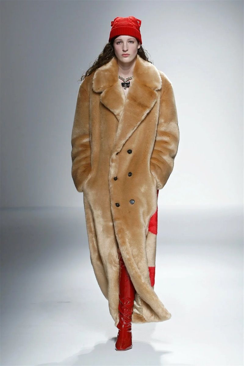 New Year's Eve looks inspired by the catwalks Style ideas for the night of Dec. 31 wherever you've decided to celebrate | Image 482244