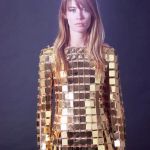 Vintage trends coming back in 2024 From 1980s power dressing to short dresses and sixties miniskirts | Image 482855