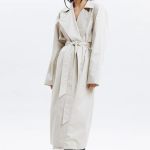 Trench coats? For spring? Groundbreaking The items to add to your shopping list to face the change of season in style | Image 494056