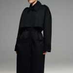 Trench coats? For spring? Groundbreaking The items to add to your shopping list to face the change of season in style | Image 494047