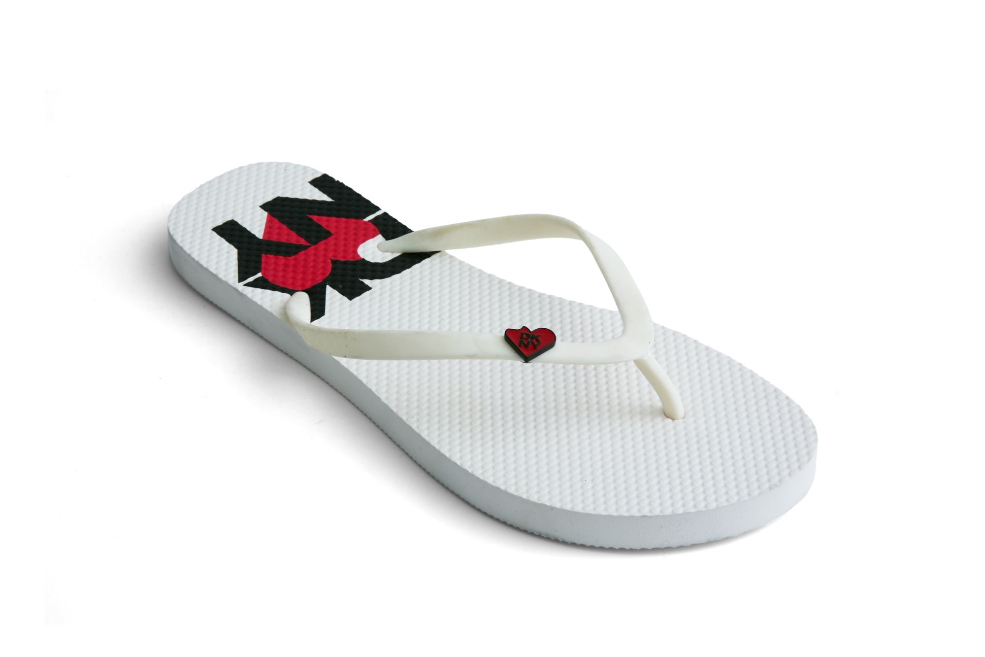 DKNY celebra lo stile e l'energia di New York a Milano La Heart of NY Capsule è pronta a conquistare i cuori di una nuova generazione | Image 496684