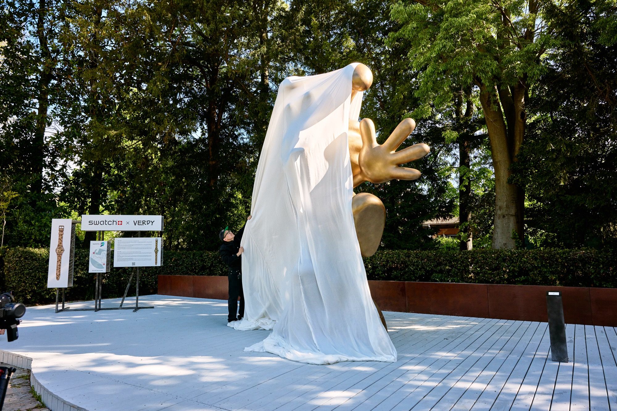 Swatch e VERDY presentano Vick Bronze alla Biennale di Venezia E portano a Venezia creatività, divertimento ed energia positiva | Image 499360