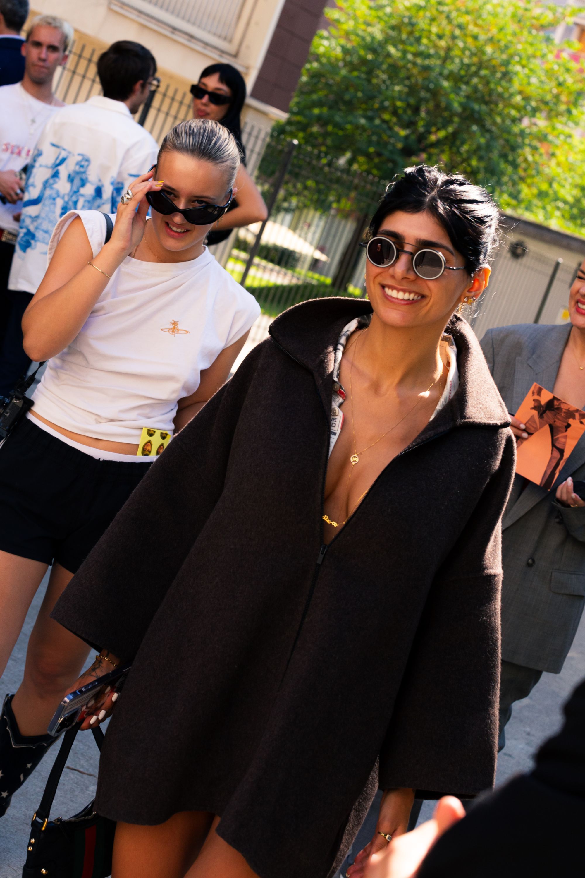 The most interesting beauty looks from Milan Fashion Week Street style between minimalism and maximalism, with an eye on accessories | Image 508281