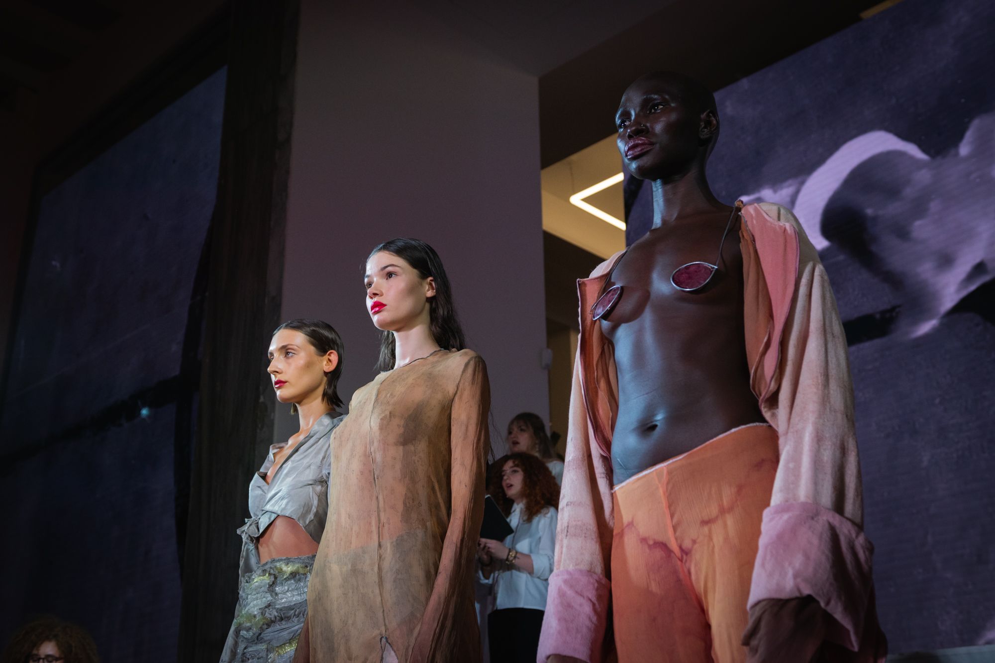 NABA presenta Stitching Words  Il graduation show della triennale del corso di Fashion Design | Image 513780