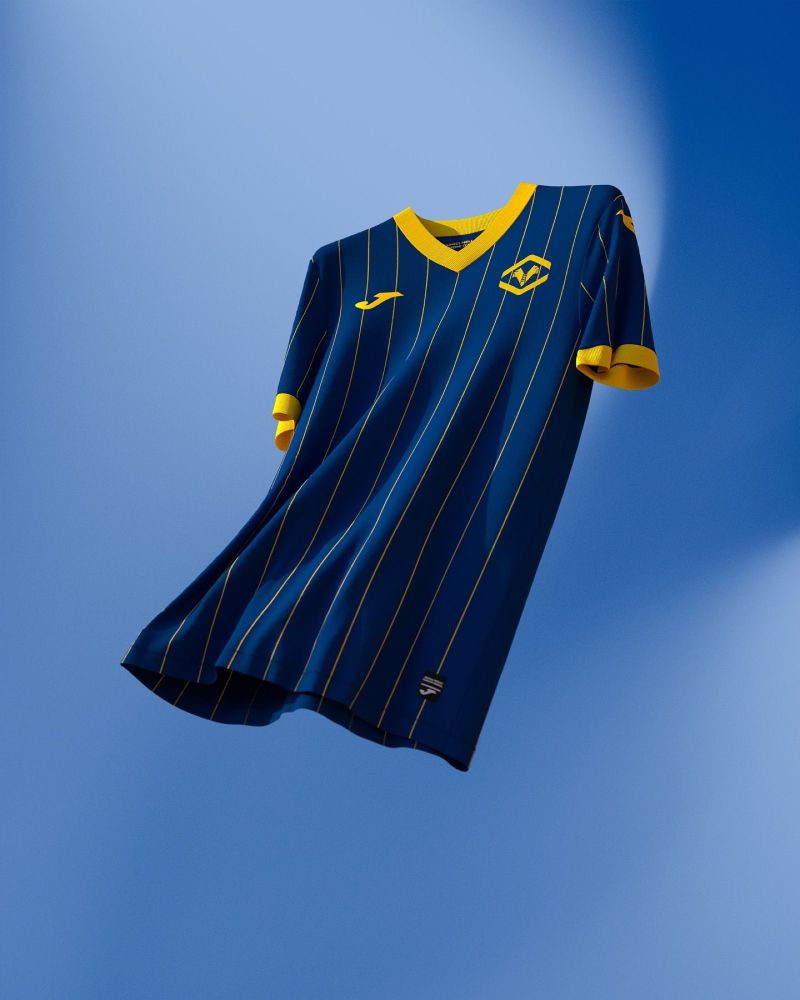 Lotto サッカージャージ CAMORANESI 16 ヘラス・ヴェローナ Lotto サッカージャージ CAMORANESI 16 ヘラス・ヴェローナ