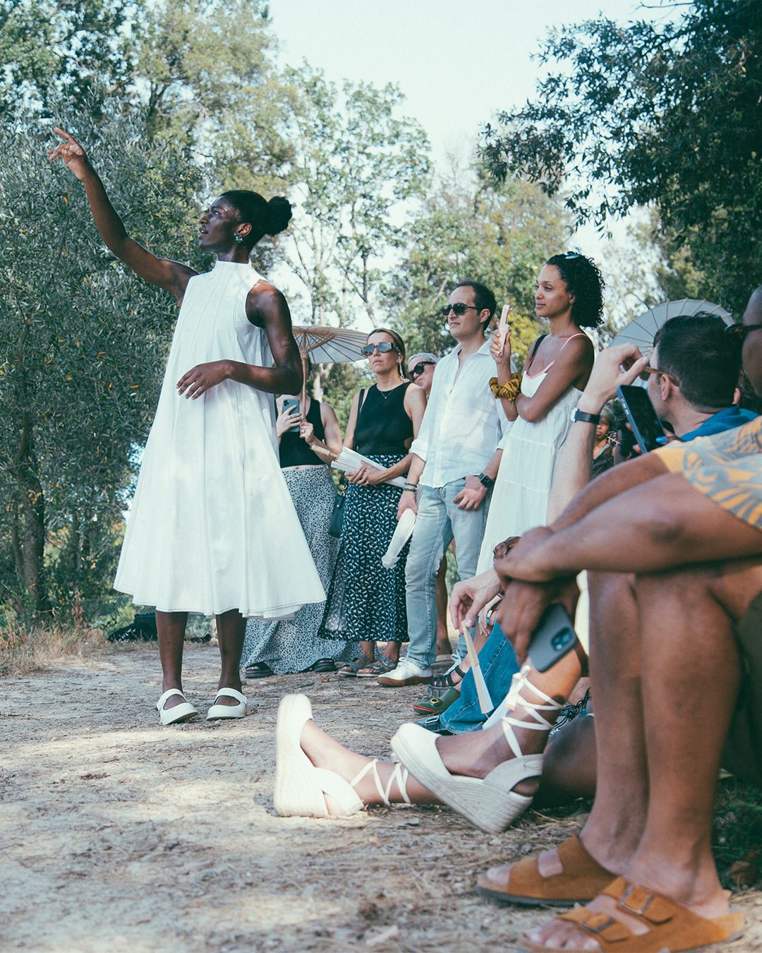 Celebrando l'arte Black queer con MQBMBQ e Jean Paul Gaultier I frutti della residenza artistica a Villa Lena