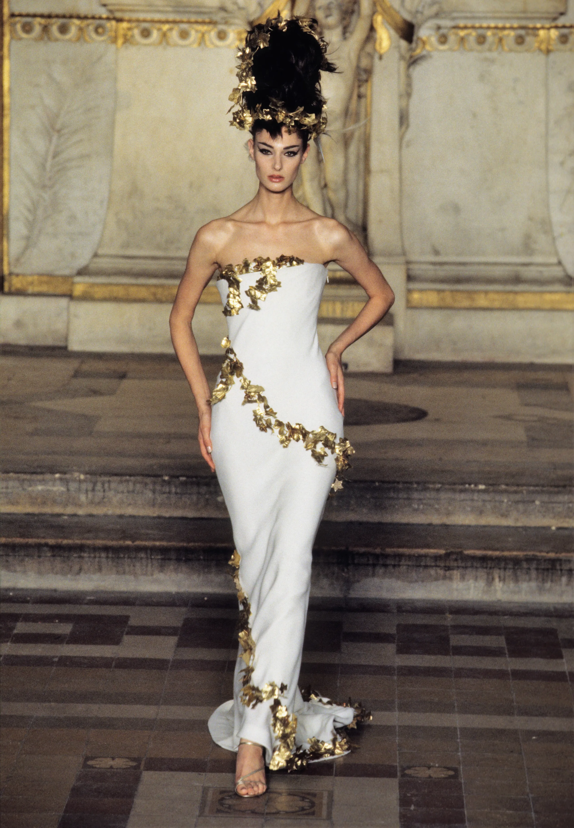 Alexander McQueen at Givenchy: The Revolution of a Creative