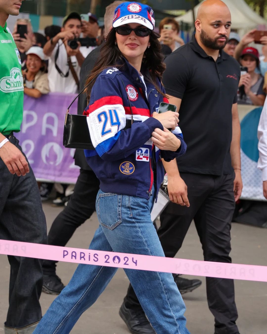 La mode brille aux Jeux olympiques de Paris 2024 : Les points forts de Dior à Swarovski