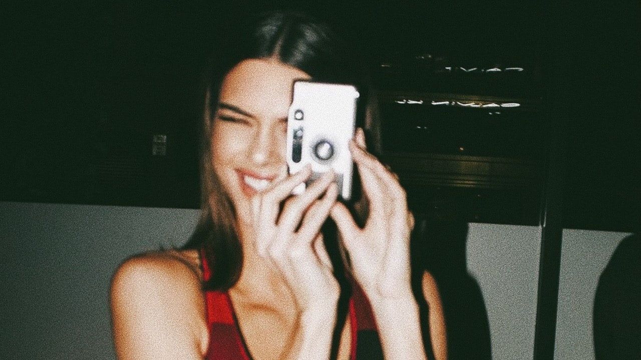 L’amore della Gen Z e dei Millennial per l’analogico sta risollevando la fotografia Dopo i dumb phone, la riscossa delle macchine fotografiche retrò | Image 523326