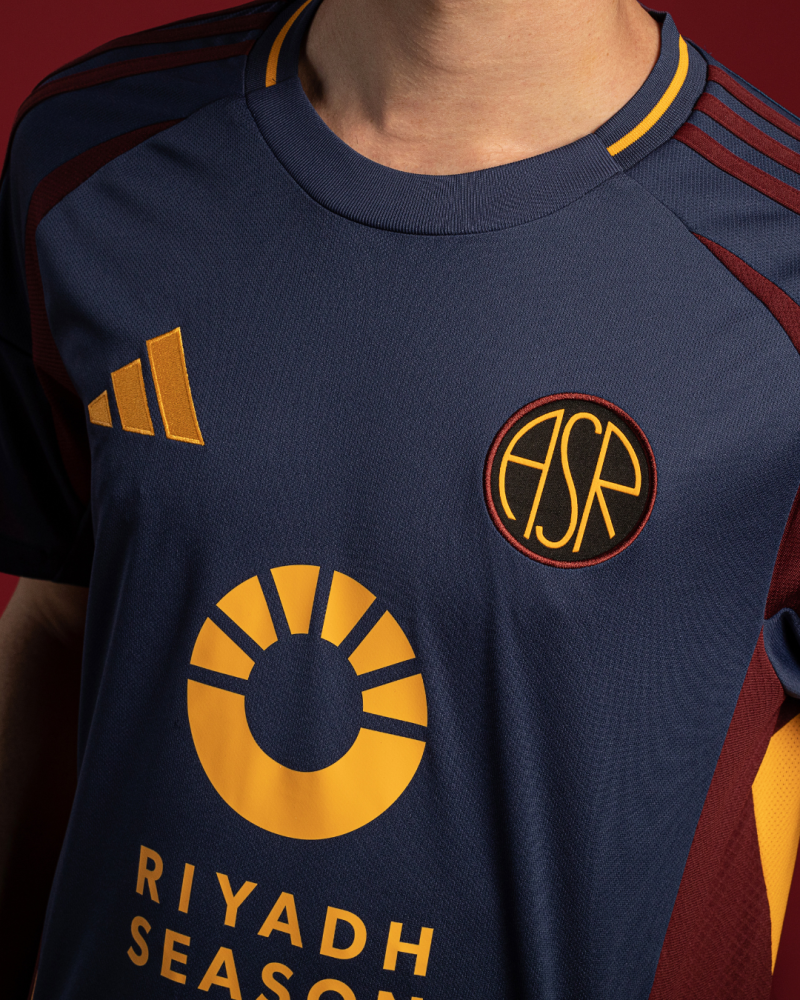 AS Roma's third kit chooses dark blue - nss sports
