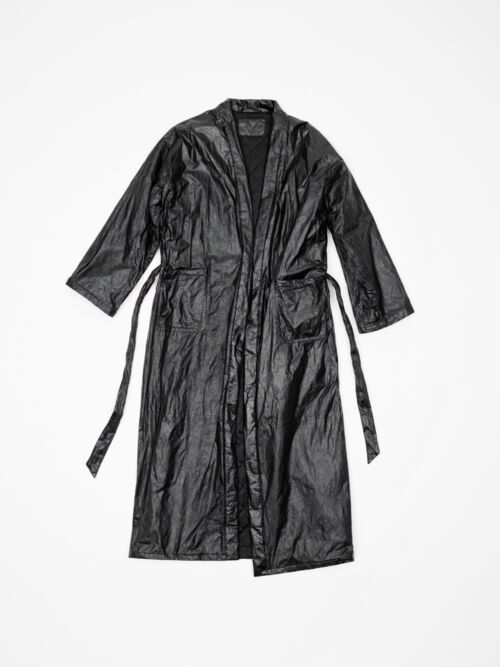 La mode fermente et se réinvente avec Balenciaga La Maison française innove une fois de plus avec des matériaux pour le moins inattendus | Image 523655