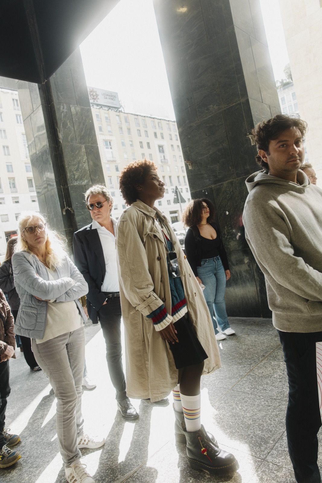A personalized kiosk dedicated to books during Milan Fashion Week, celebrating the stories of New York City Thanks to DKNY | Image 530309