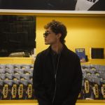 A personalized kiosk dedicated to books during Milan Fashion Week, celebrating the stories of New York City Thanks to DKNY | Image 530307