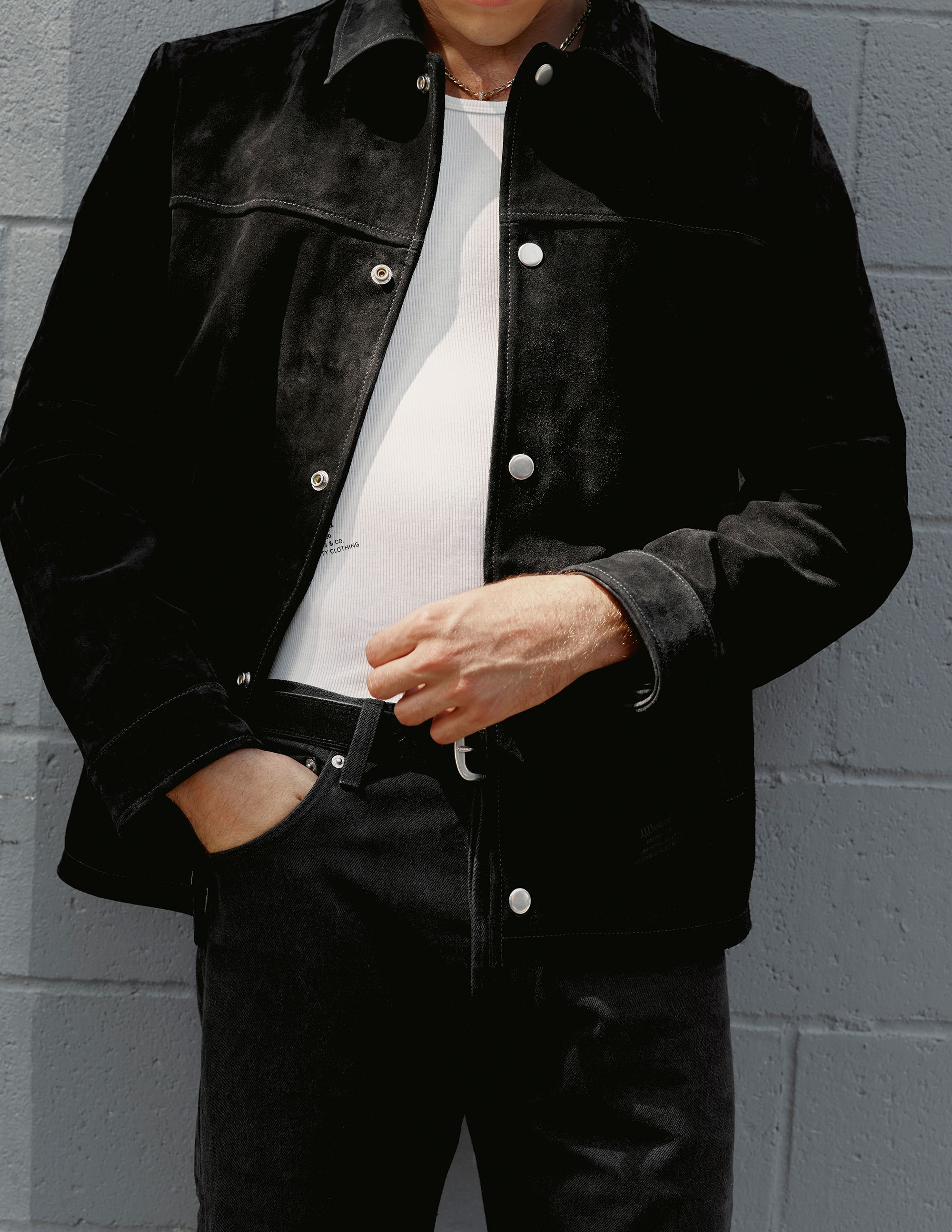 Il ritorno della collab tra Levi's e JJJJound L'iconico brand di denim torna a collaborare con lo studio di design canadese | Image 528082