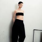 The new Sportmax bag is an ode to softness In Via della Spiga in Milan, the possibility to experience the Soffy Bag | Image 529737