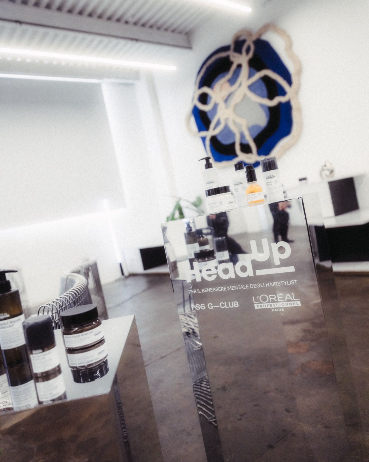 L'Oreal Professionnel is committed to its brand cause HeadUp to raise awareness about the importance of mental well-being for hairstylists On the occasion of World Mental Health Day, L’Oréal Professionnel presents to its HeadUp community and gives them a yoga and gratitude session in the heart of Milan | Image 537501