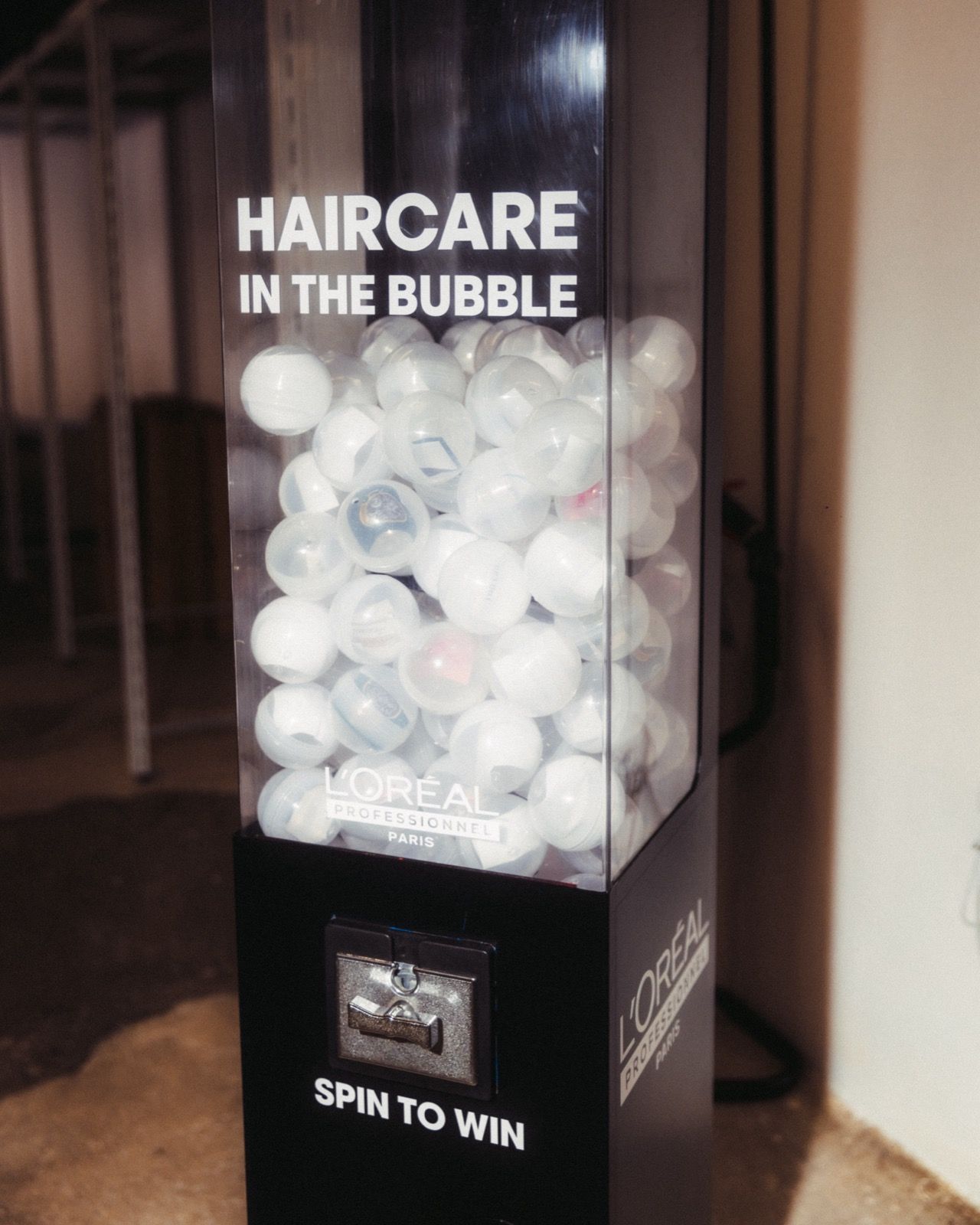 L'Oreal Professionnel is committed to its brand cause HeadUp to raise awareness about the importance of mental well-being for hairstylists On the occasion of World Mental Health Day, L’Oréal Professionnel presents to its HeadUp community and gives them a yoga and gratitude session in the heart of Milan | Image 537497