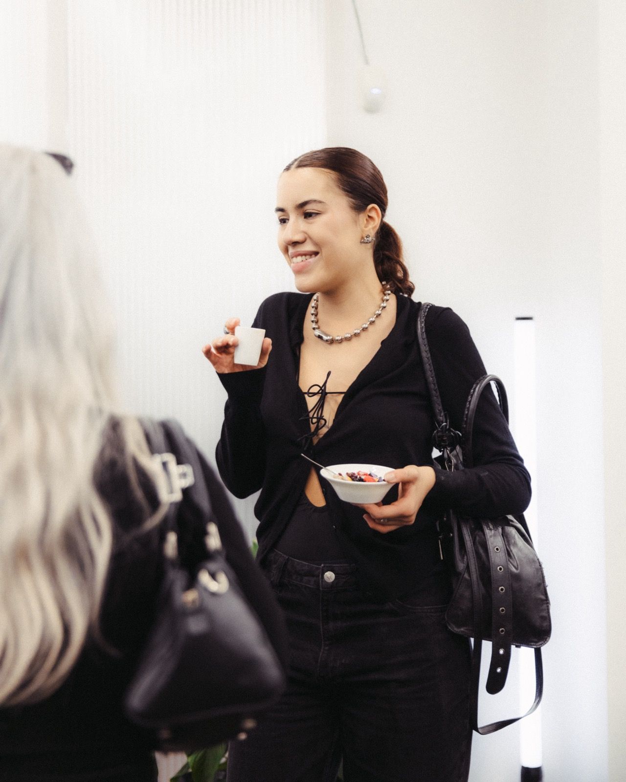L'Oreal Professionnel is committed to its brand cause HeadUp to raise awareness about the importance of mental well-being for hairstylists On the occasion of World Mental Health Day, L’Oréal Professionnel presents to its HeadUp community and gives them a yoga and gratitude session in the heart of Milan | Image 537493