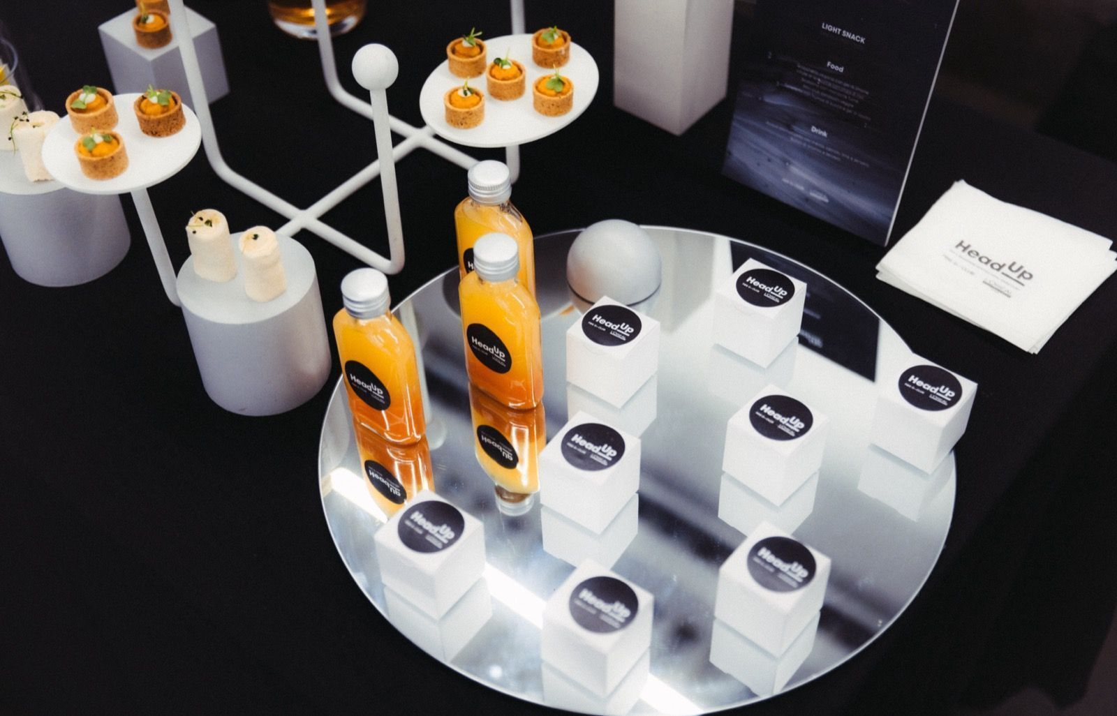 L'Oreal Professionnel is committed to its brand cause HeadUp to raise awareness about the importance of mental well-being for hairstylists On the occasion of World Mental Health Day, L’Oréal Professionnel presents to its HeadUp community and gives them a yoga and gratitude session in the heart of Milan | Image 537234