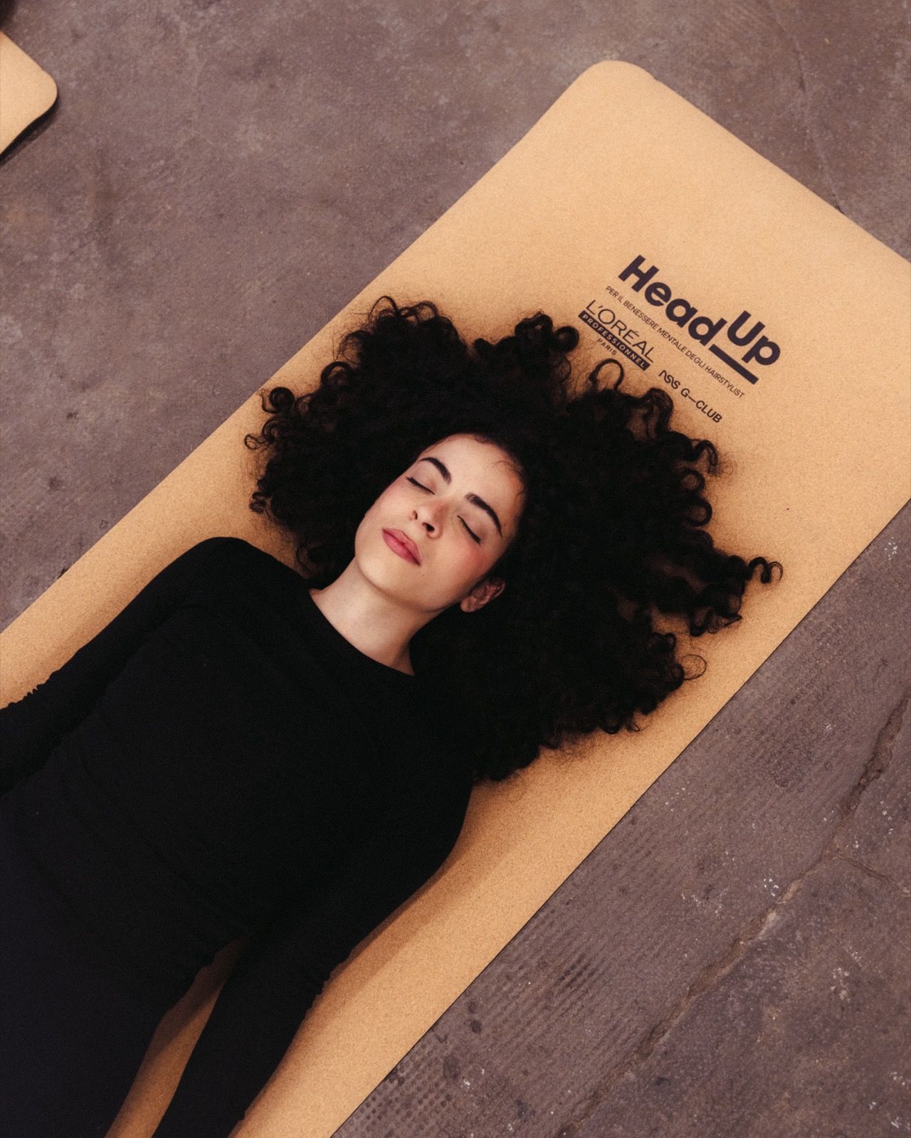 L'Oreal Professionnel is committed to its brand cause HeadUp to raise awareness about the importance of mental well-being for hairstylists On the occasion of World Mental Health Day, L’Oréal Professionnel presents to its HeadUp community and gives them a yoga and gratitude session in the heart of Milan | Image 537224