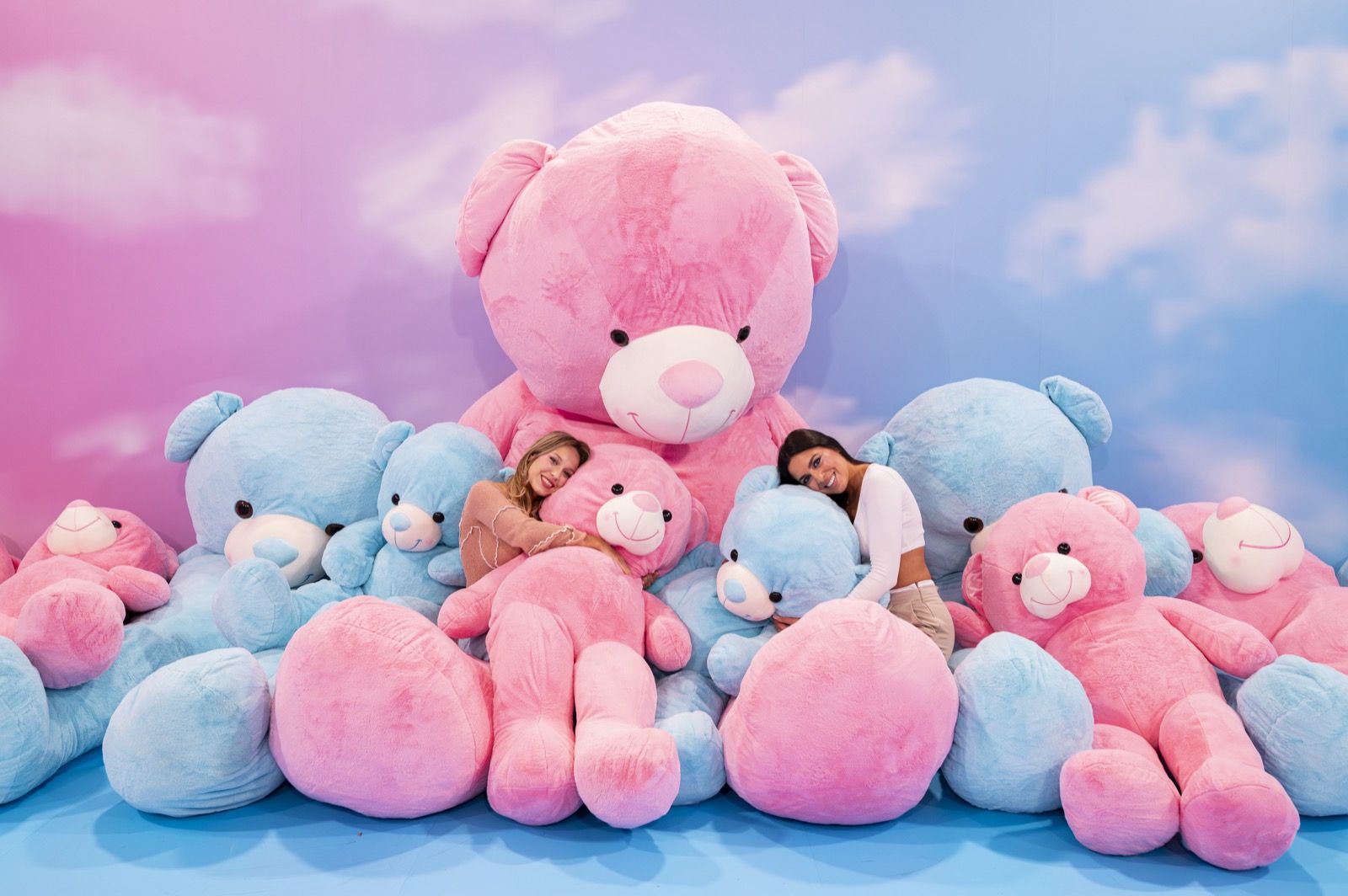 L'arte, per Elena e Giulia Sella, è soprattutto questione di gioco Intervista alle fondatrici e creative director di Art of Play | Image 540884