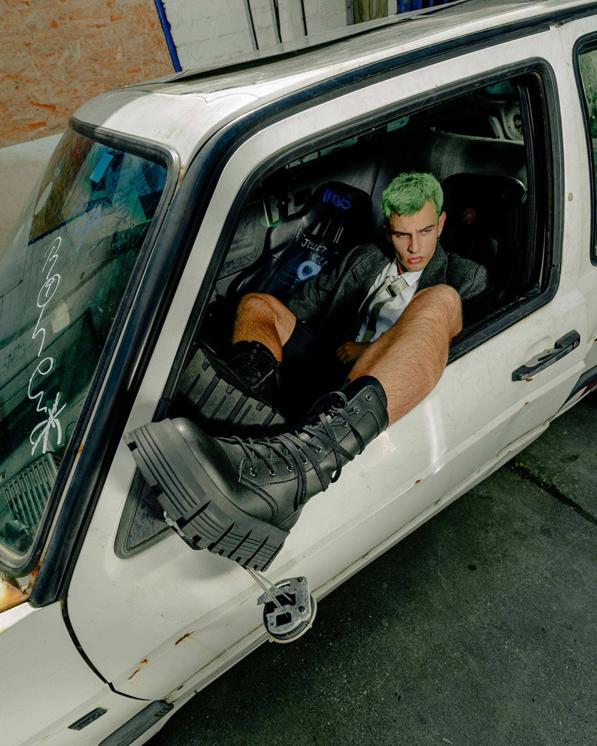 Buffalo FW24: una collezione che celebra misfit, fashionisti e spiriti urbani La collezione prende ispirazione dalla storia del brand per tracciare nuove prospettive di stile | Image 540909