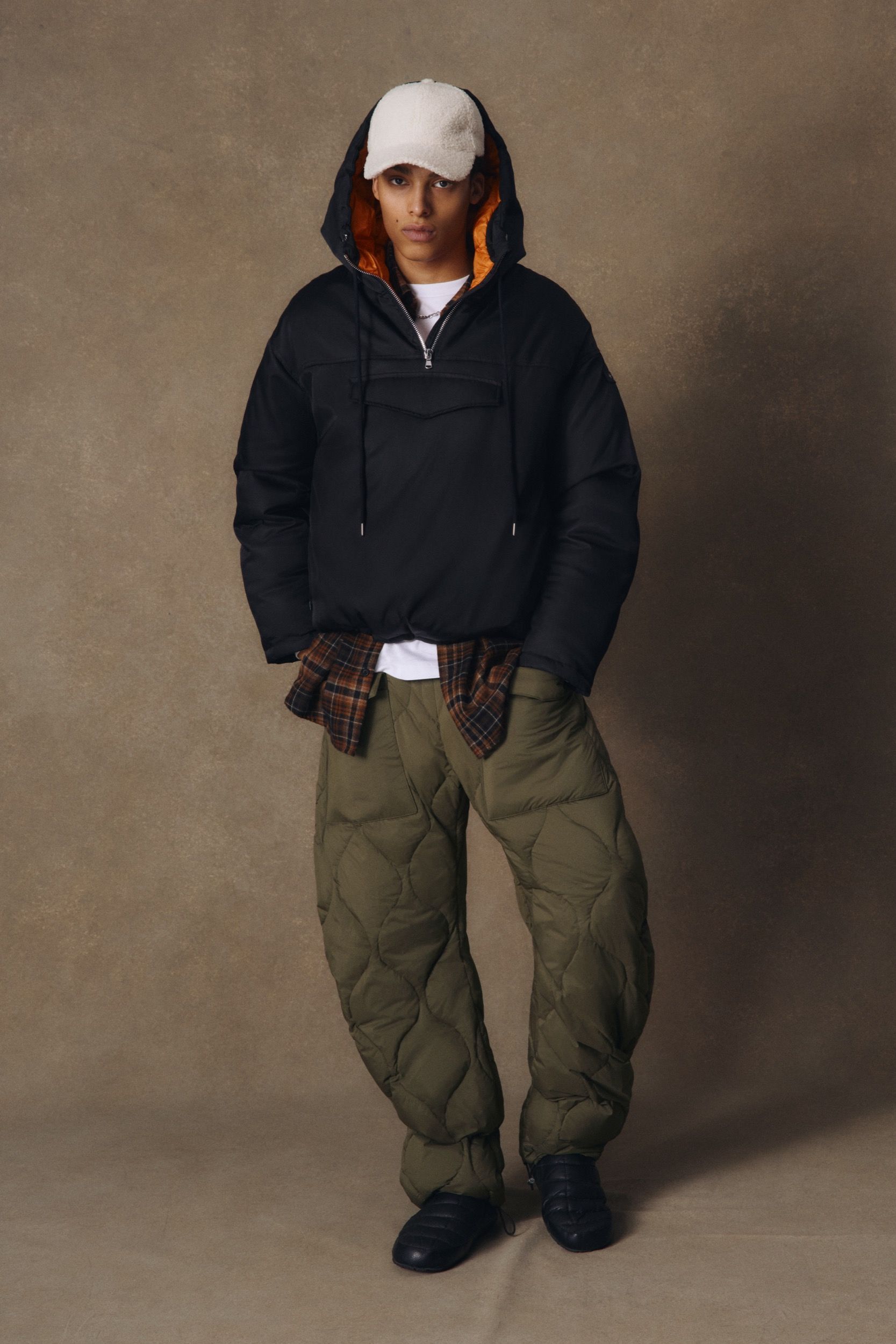 Opposites attract in Tatras new collection The Japanese brand proposed a perfect mix of elegance and functionality for their FW24 collection | Image 540930