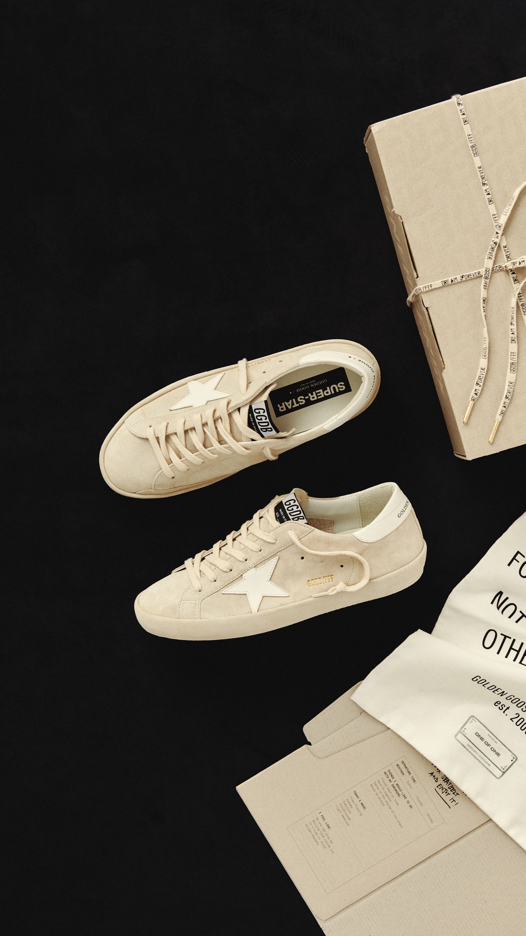 Golden Goose e FiveFourFive lanciano un'esperienza di co-creation a Milano Un'occasione per scoprire l'universo dei due brand presso il Forward Store di Golden Goose | Image 541748