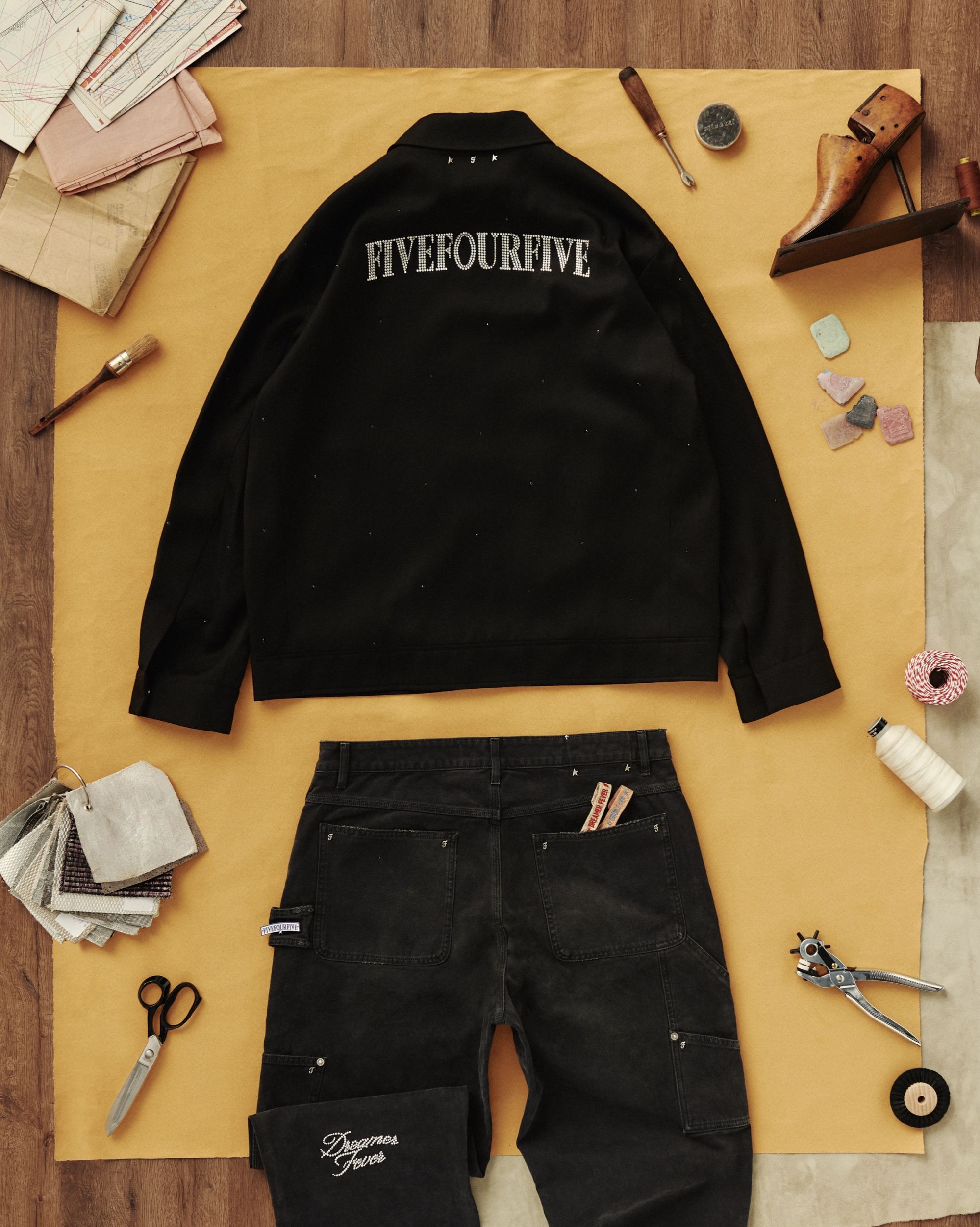 Golden Goose e FiveFourFive lanciano un'esperienza di co-creation a Milano Un'occasione per scoprire l'universo dei due brand presso il Forward Store di Golden Goose | Image 541746